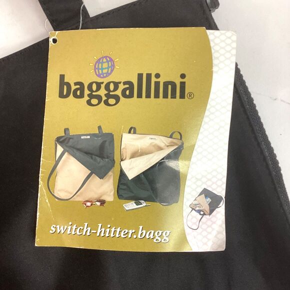 Baggallini Switch Hitter - Black Or Tan - Reversible Tote Bag - New With Tags! - Picture 5 of 7